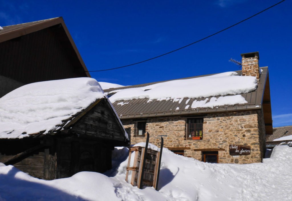 village chazelet grenier